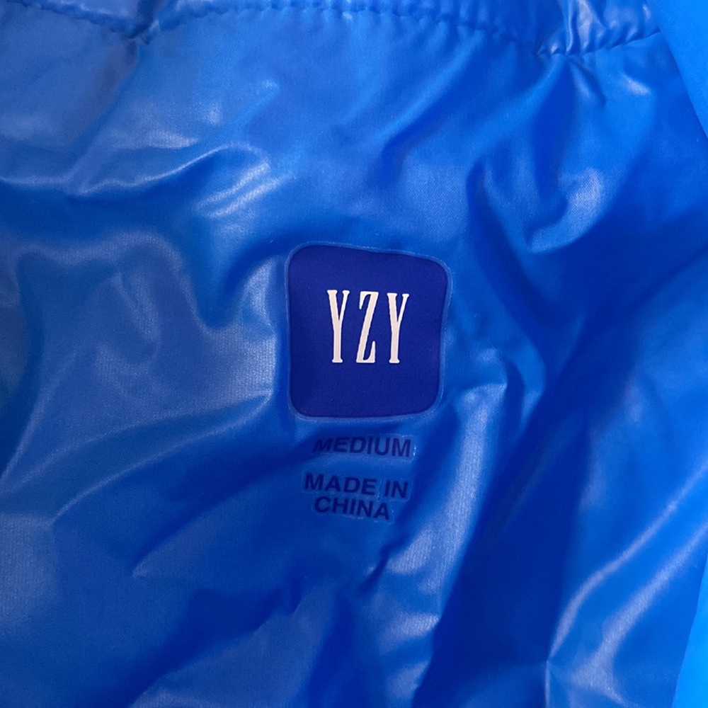 NWT YEEZY GAP ROUND JACKET BLUE M - Picture 8 of 11